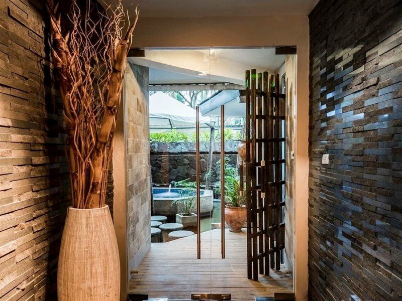 מלון קורולבו The Warwick Fiji מראה חיצוני תמונה Entrance to the spa